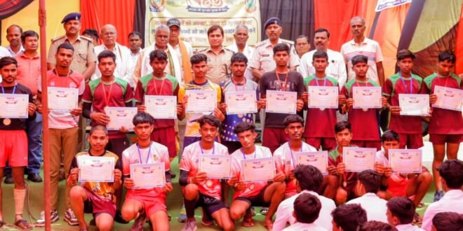 जरहागांव तथा सेमरसल हायर सेकंडरी स्कूल में ग्रामीण खेलकूद प्रतियोगिता का आयोजन