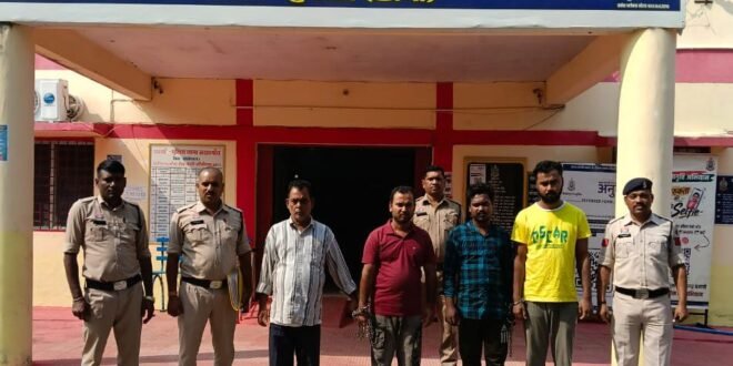 दशरंगपुर में तीन लोगों की मौत का मामला: पुलिस ने चार आरोपियों को ओडिशा बॉर्डर से दबोचा