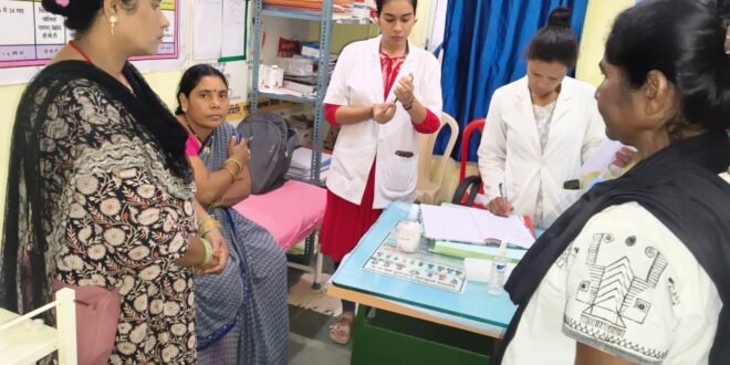 स्वास्थ्य शिविर में 200 से अधिक मरीजों का हुआ उपचार